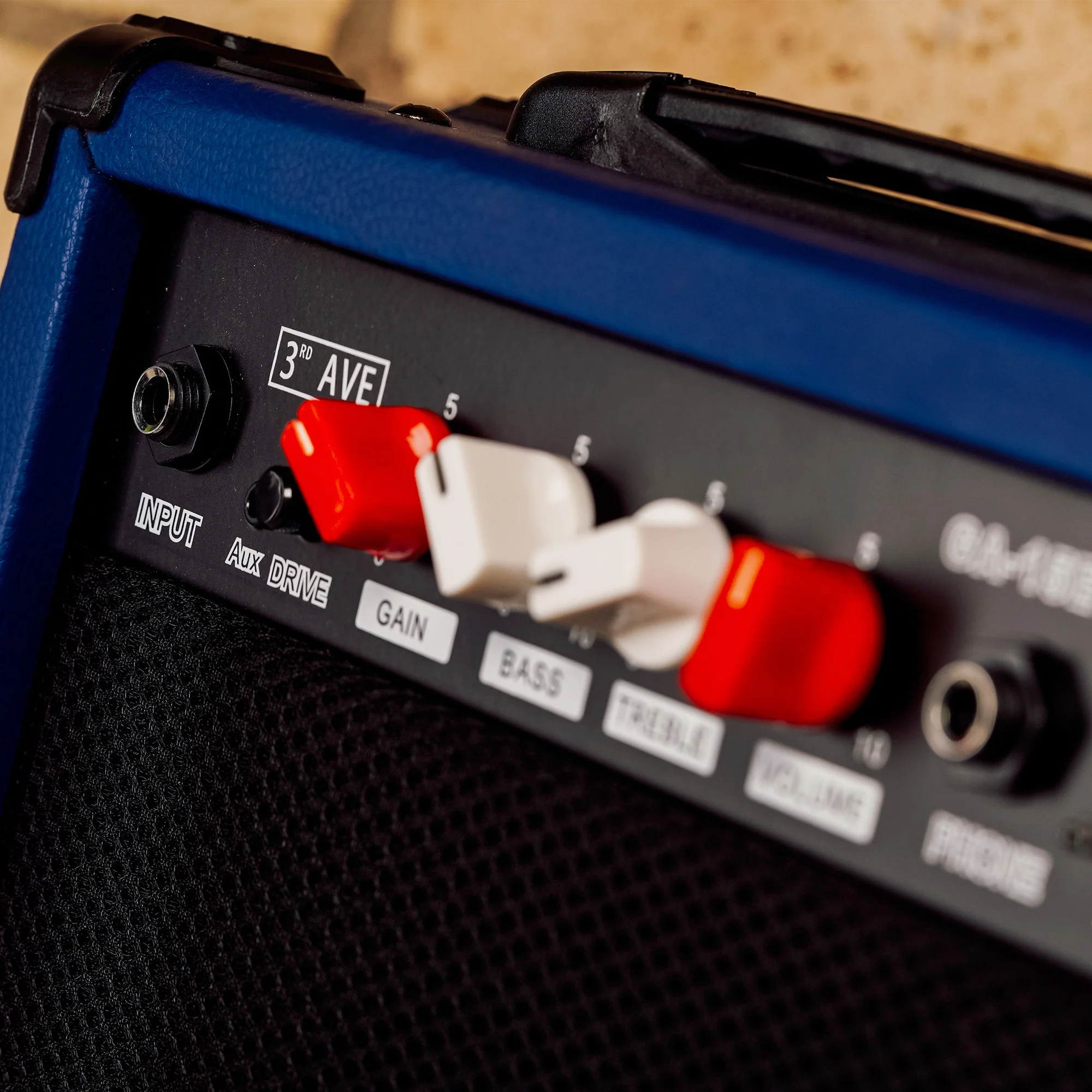 3rd Avenue 15 Watt Electric Guitar Amp - Image 13