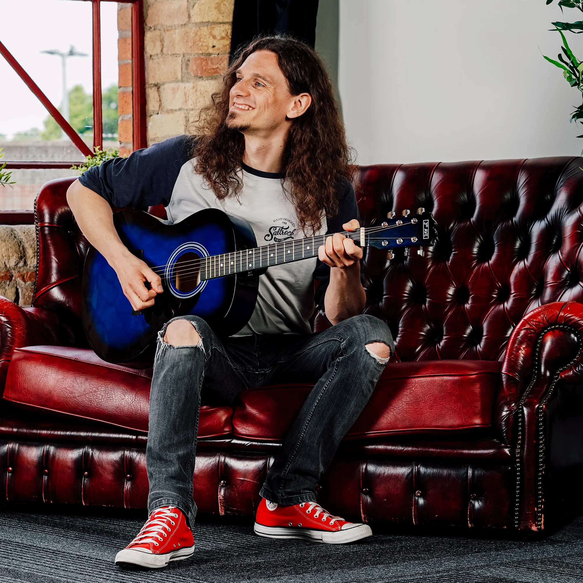 3rd Avenue Full Size Acoustic Guitar Pack - Image 13