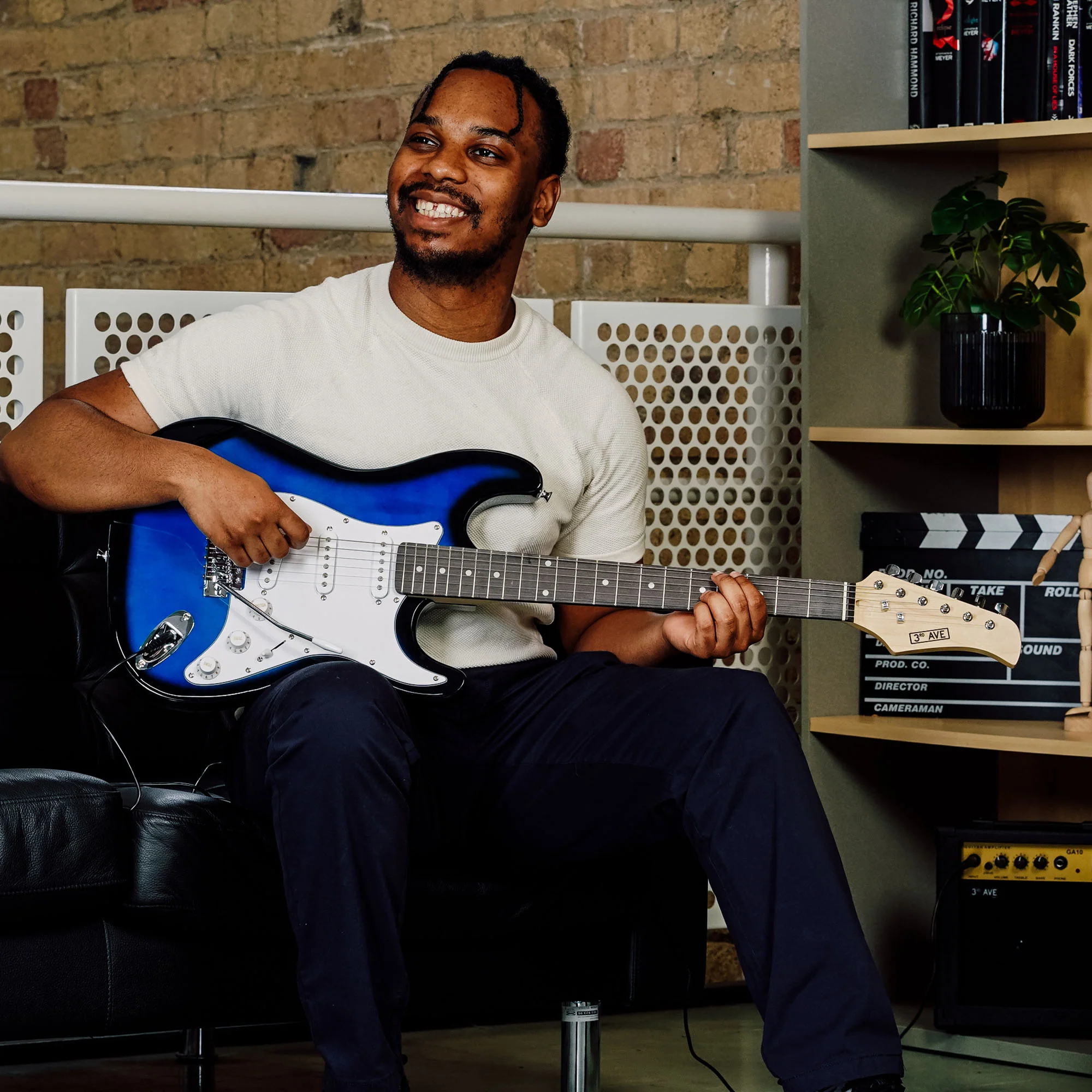 3rd Avenue Full Size Electric Guitar Pack with Amp - Image 6