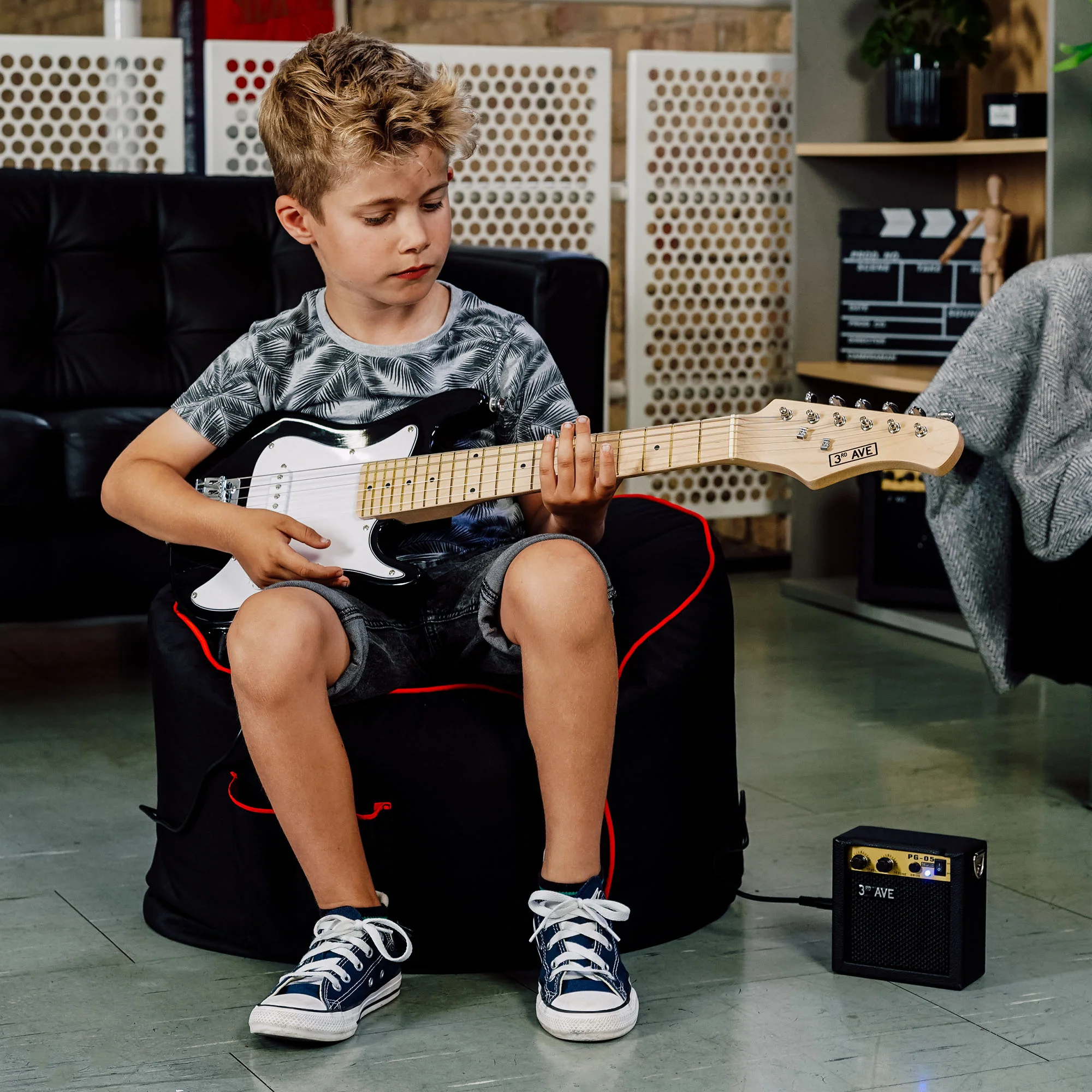 3rd Avenue Junior Electric Guitar Pack - Image 41