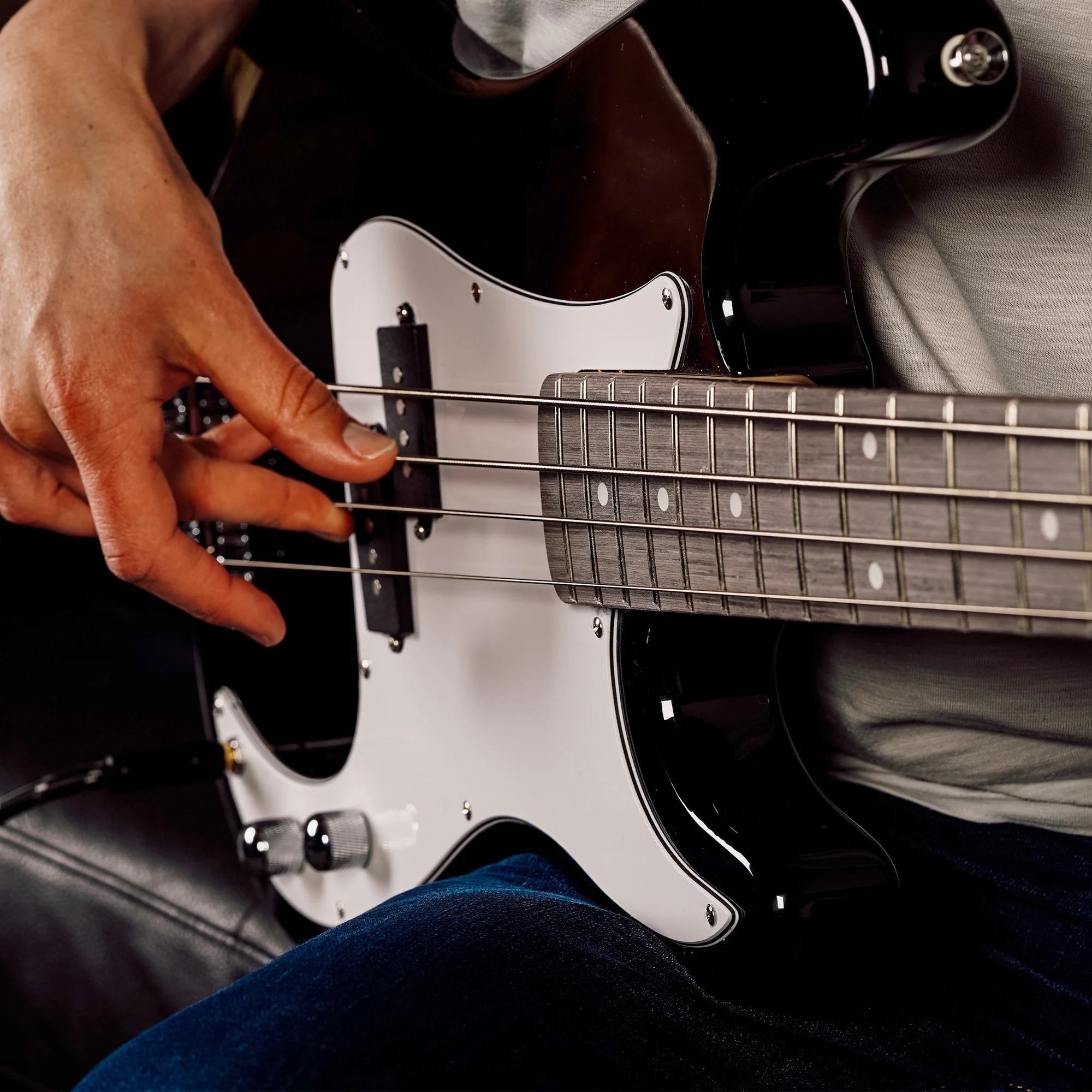 3rd Avenue Electric Bass Guitar Pack - Image 20