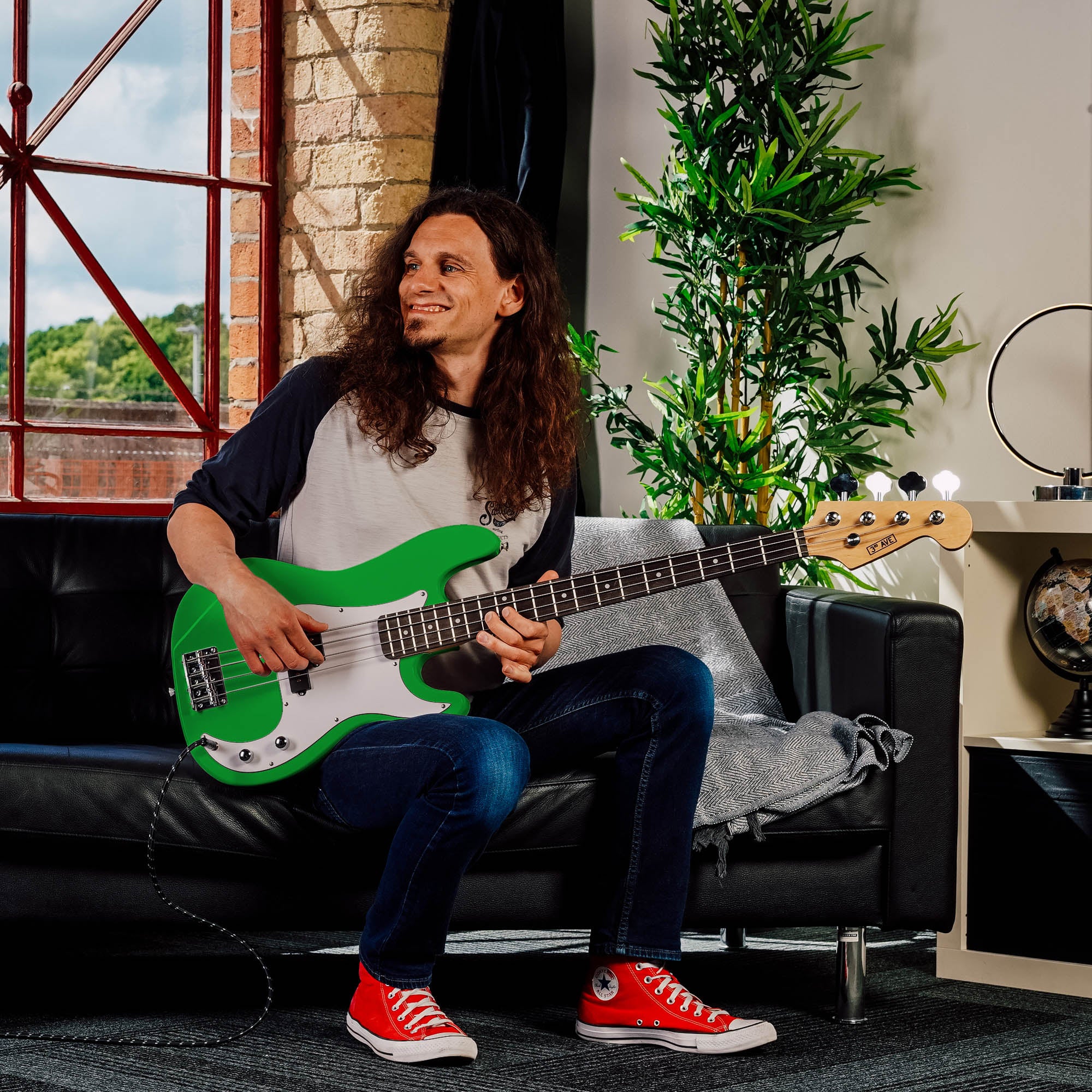 3rd Avenue Electric Bass Guitar Pack - Image 29