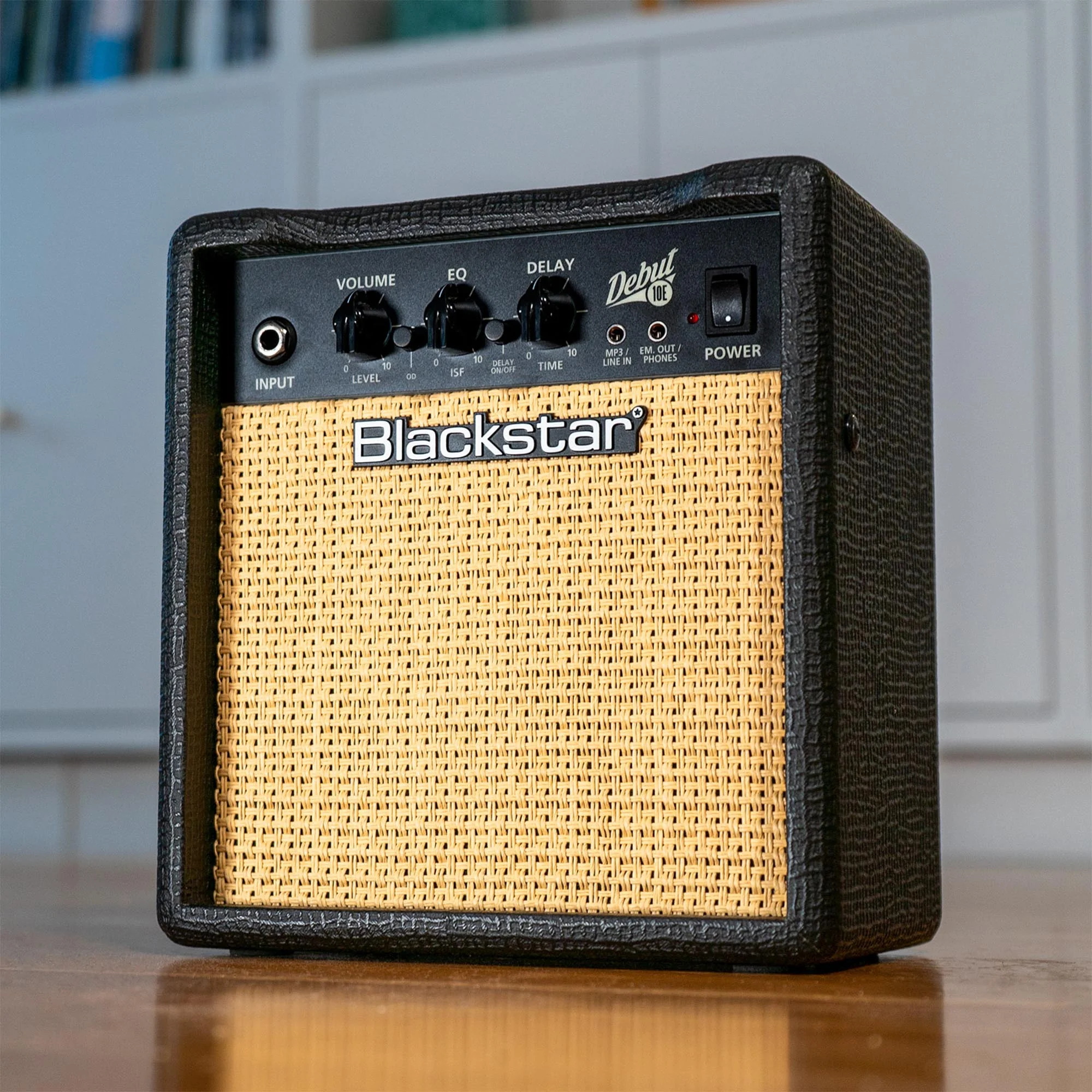 Blackstar Debut 10E Combo Guitar Amplifier Black - Image 6
