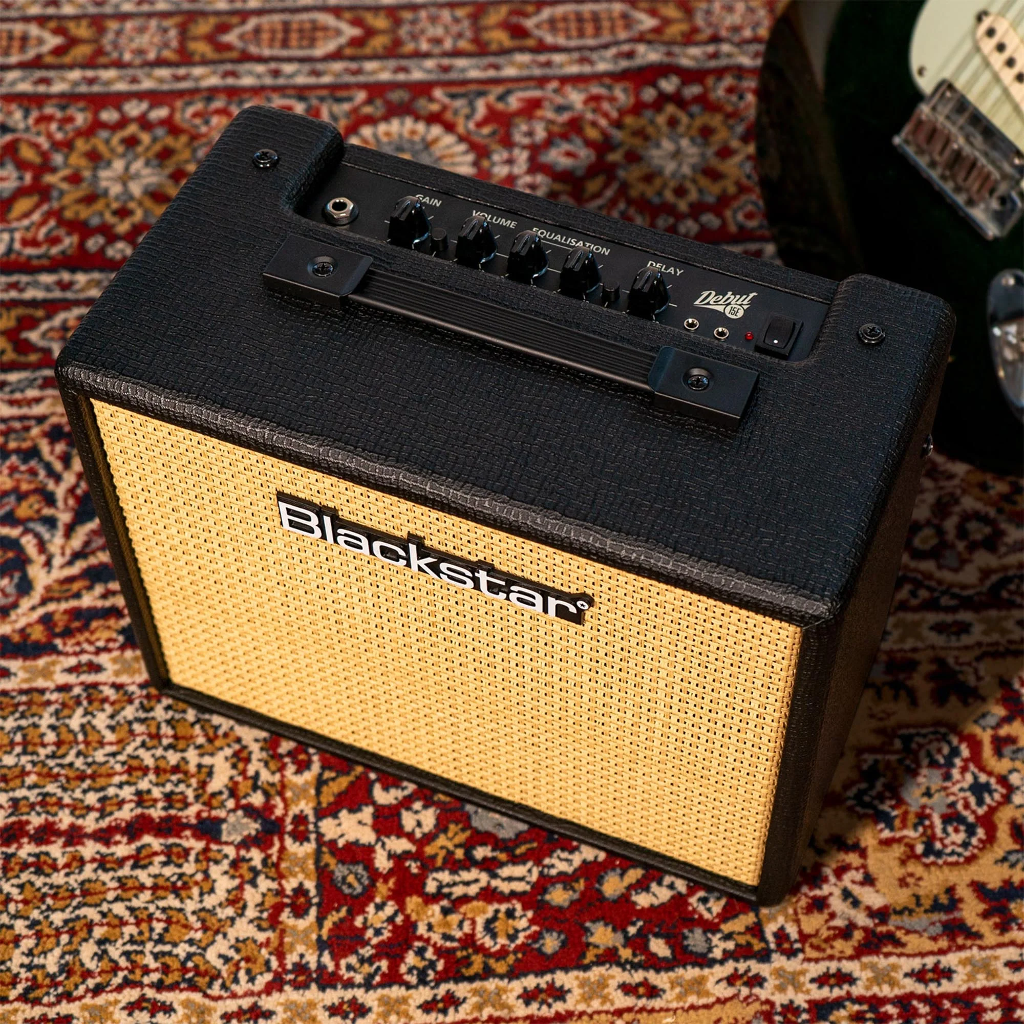 Blackstar Debut 15E Combo Guitar Amplifier Black - Image 7
