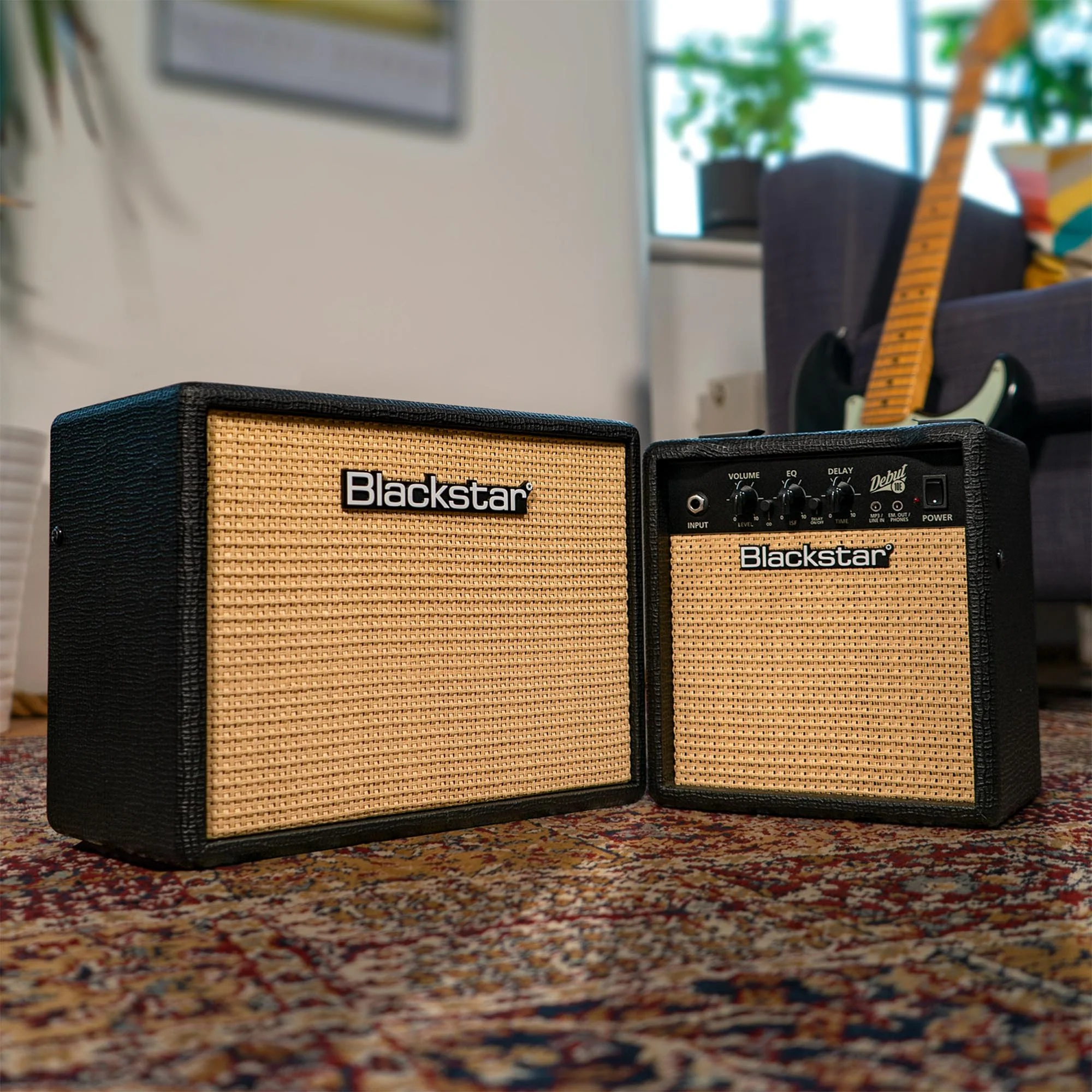 Blackstar Debut 15E Combo Guitar Amplifier Black - Image 8