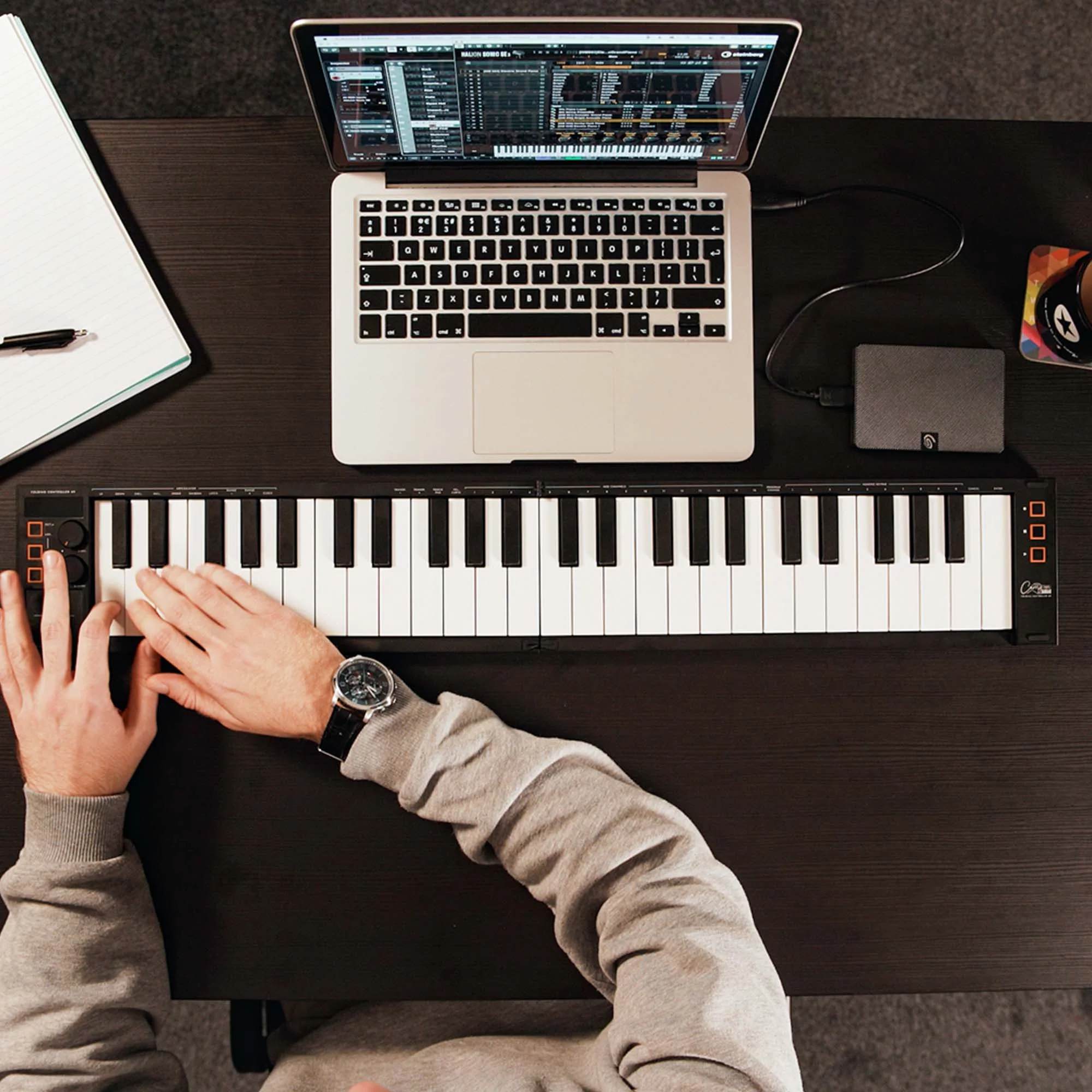 Carry-On 49 Key Folding MIDI Controller - Image 4