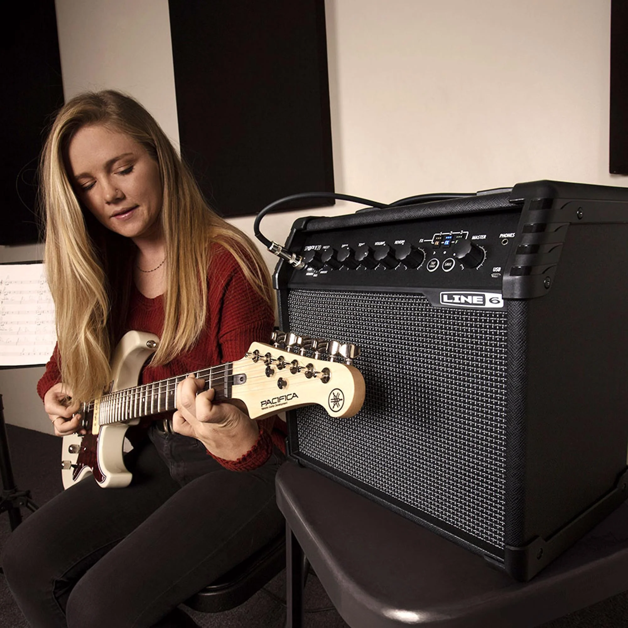 Line 6 Spider V 20 Guitar Amp - Image 2