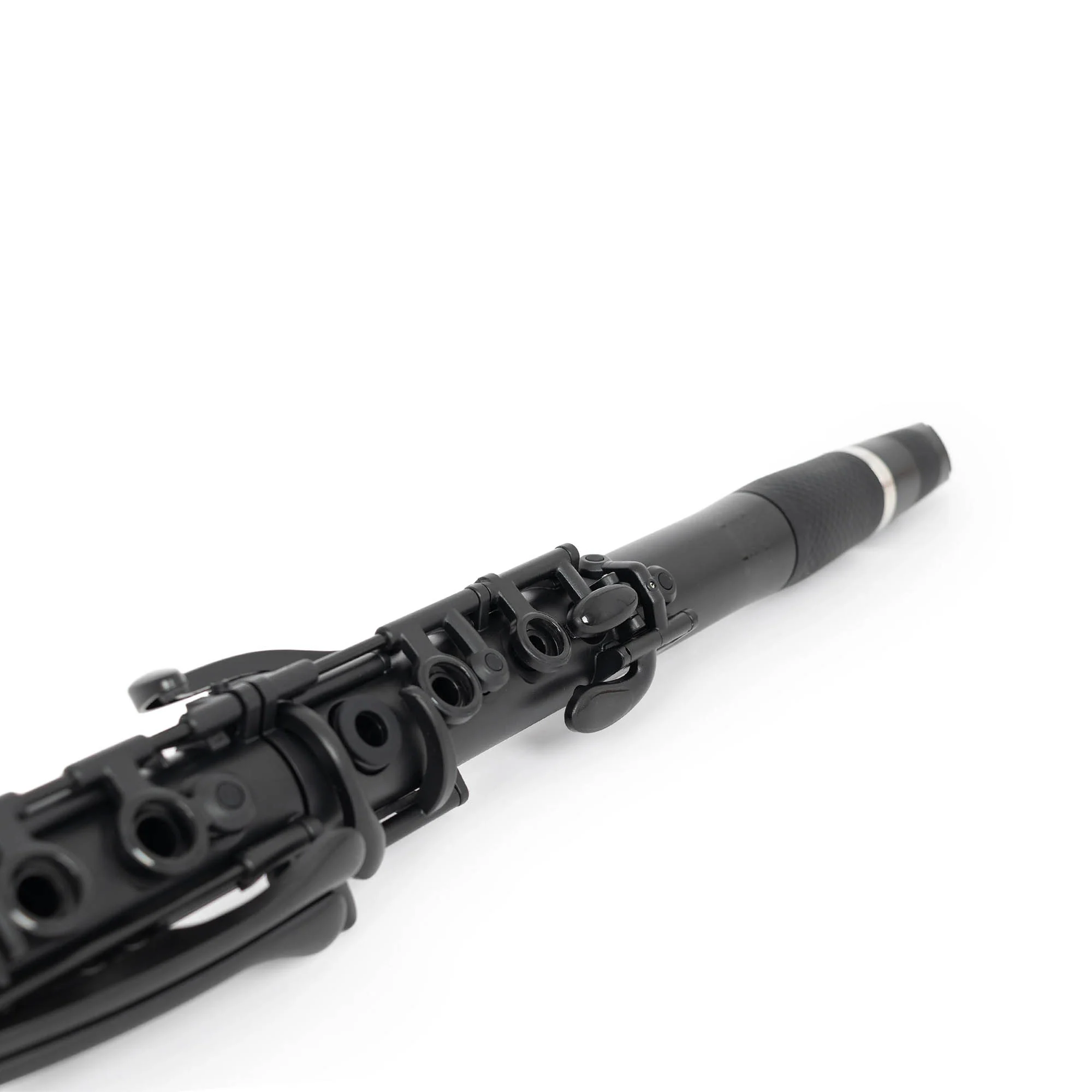 NUVOBand Bb Student Clarinet Outfit - Image 6