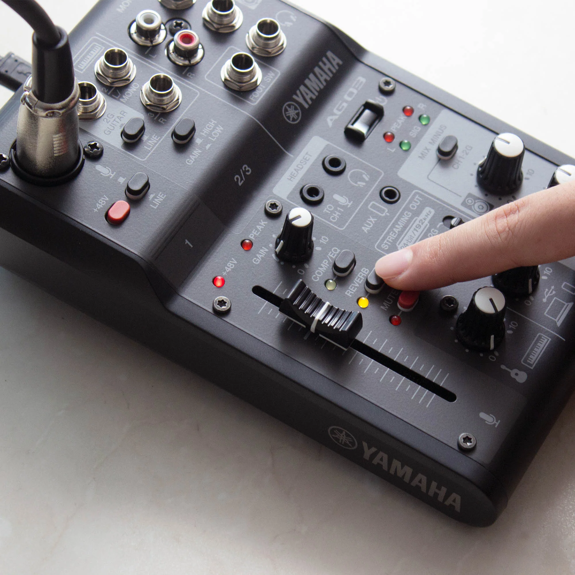 Yamaha AG03 MK2 Live Stream Pack - Image 4
