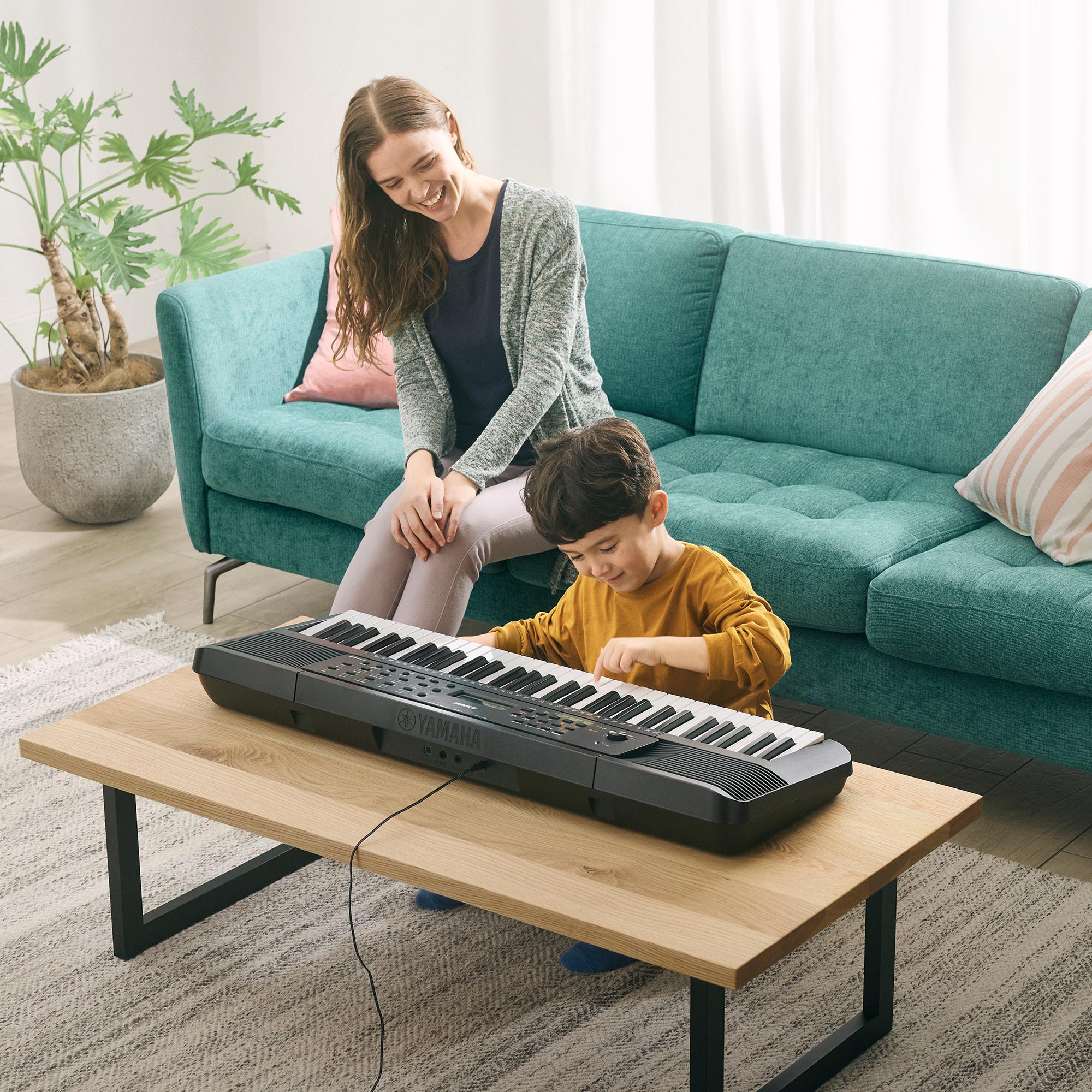 Yamaha PSR-E283 Portable Keyboard - Image 6