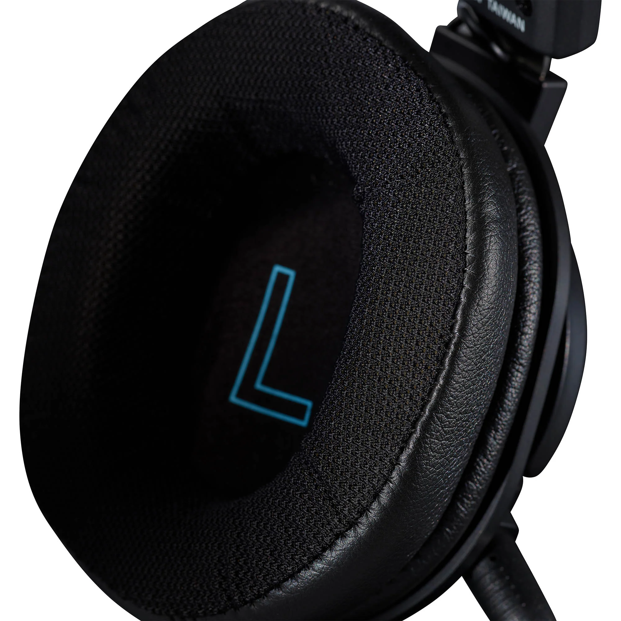 Yamaha YH-G01 Gaming Headset and Condenser Microphone - Image 4